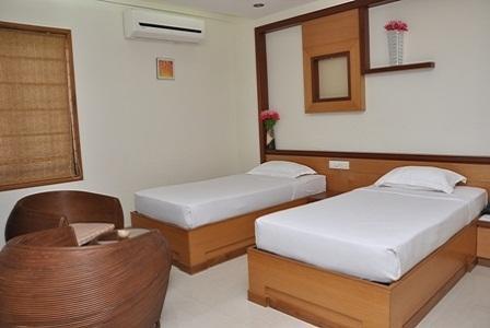 Hotel Rithanns Karumathampatti Karumattampatti Kamer foto